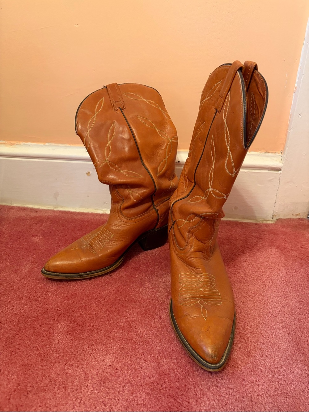 Women's Tan Western Cowboy Boots - Classic Leather Style
